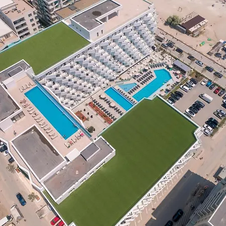 Apartament Royale Sundance 305 Infinity Pool & Mamaia Nord *
